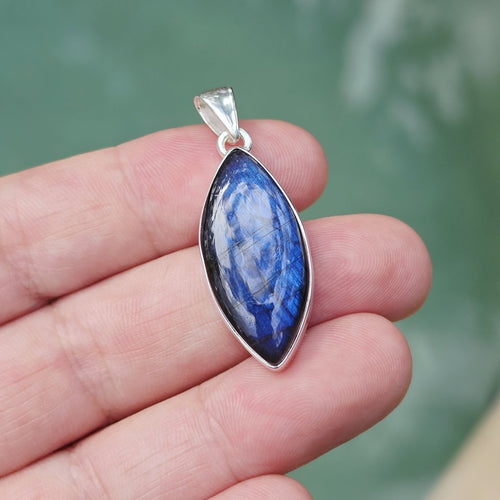 Blue Labradorite Pendant | Celestial Spark