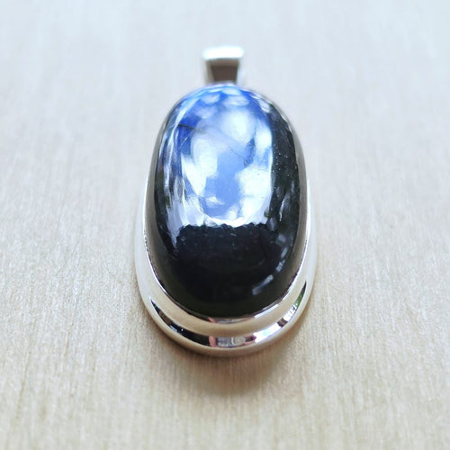 Blue Labradorite Pendant | Inner Mystic