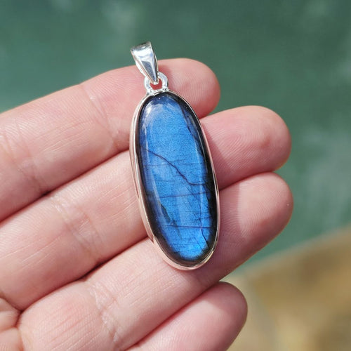 Blue Labradorite Pendant | Inner Mystic