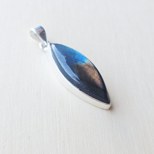 Blue Labradorite Pendant | Inner Spark