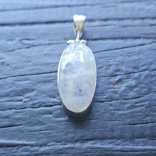 Blue Moonstone Pendant | Soothing Vibration