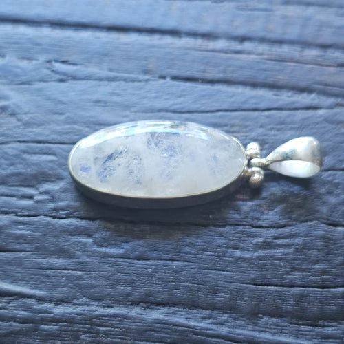 Blue Moonstone Pendant | Soothing Vibration