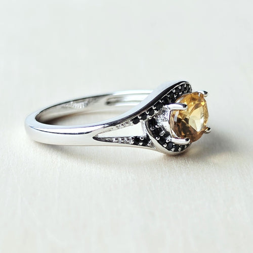 Brazilian Faceted Citrine & Black Spinel Ring | Golden Contrast