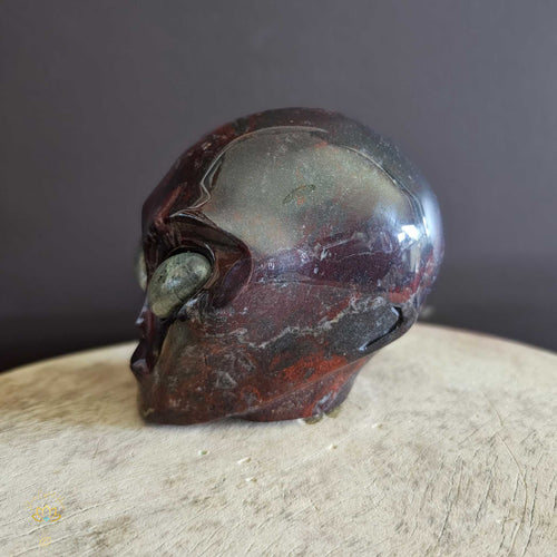Chicken-Bloodstone Alien Skull | Lifeforce Guardian