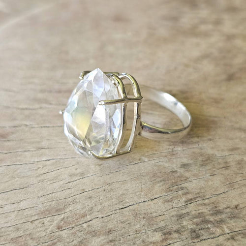 Clear Quartz Ring | Universal Truth