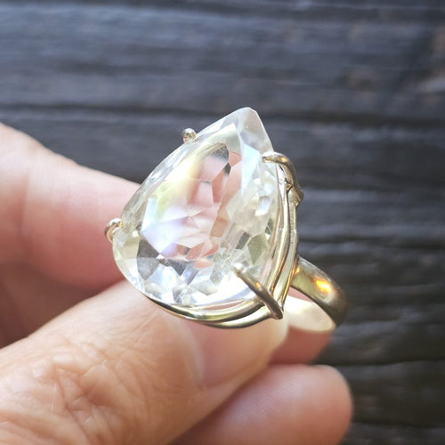 Clear Quartz Ring | Universal Truth