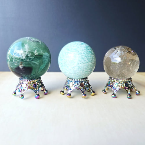 Crown Sphere Stand | Rainbow Aura