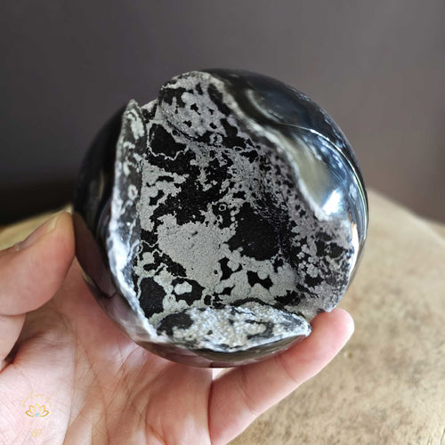 Druzy Agate & Manganese | Sphere 630gms