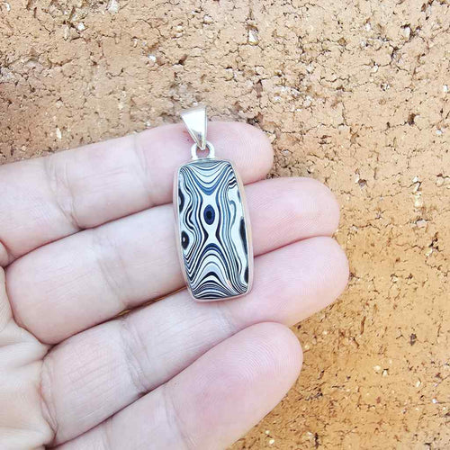 Fordite Pendant | Painted Pulse