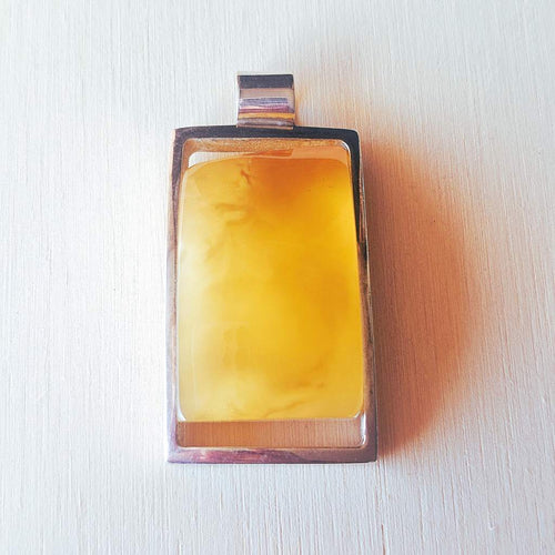Honeycomb Natural Amber Pendant | Solar Whisper