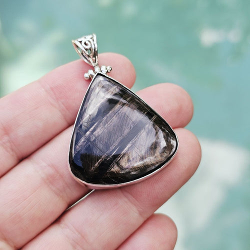 Hypersthene Pendant | Silver Shadow