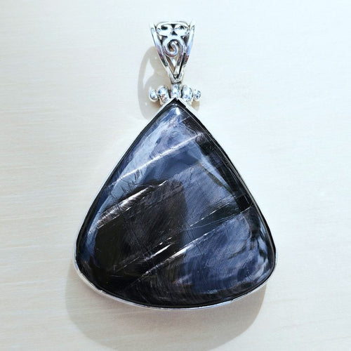 Hypersthene Pendant | Silver Shadow