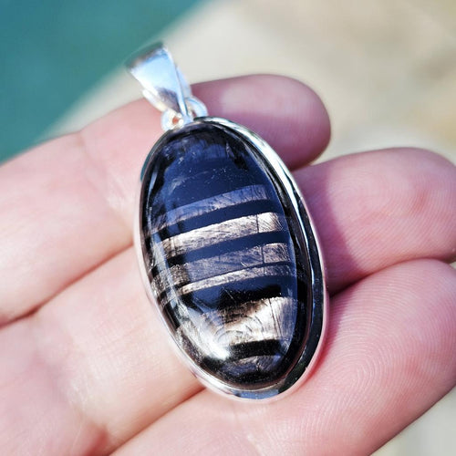 Hypersthene Pendant | Wave Of Calm