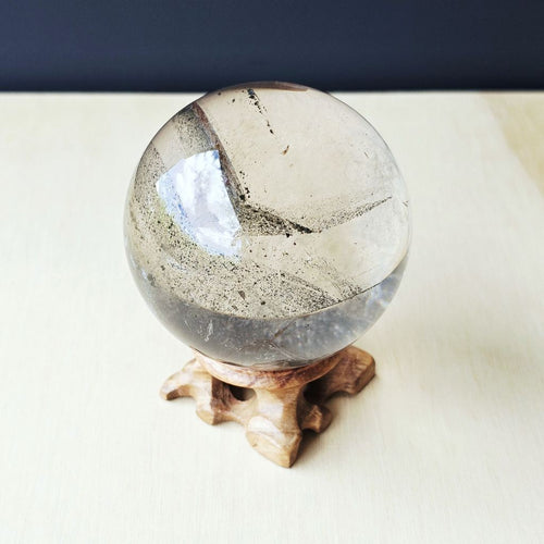 Inclusion Phantom Quartz | Sphere 545gms