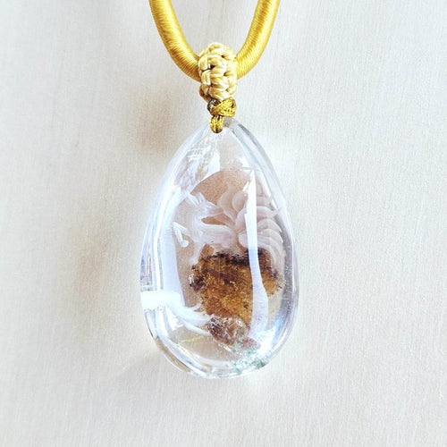 Inclusion Quartz Reverse Etched 9 Tail Fox | Necklace
