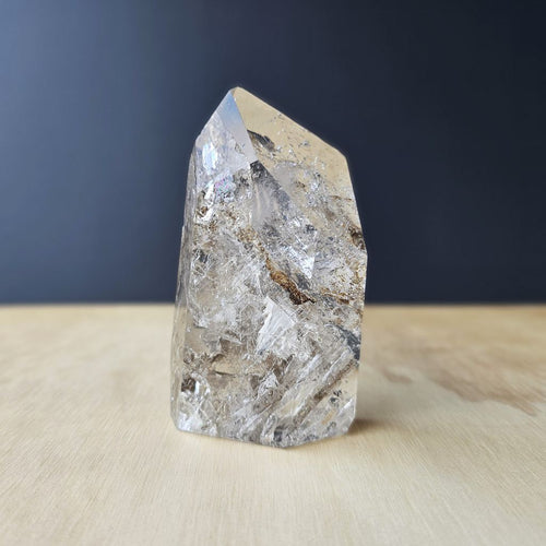 Inclusion Quartz With Enhydro | Ancient Current