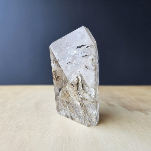 Inclusion Quartz With Enhydro | Ancient Current