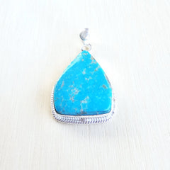 Kingman Turquoise Pendant | Earth & Sky Union