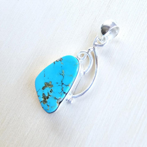 Kingman Turquoise Pendant | Spirit Of The Sky