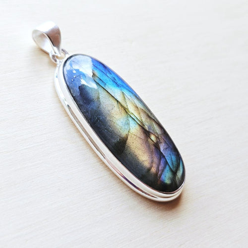Labradorite Pendant | Inner Spark