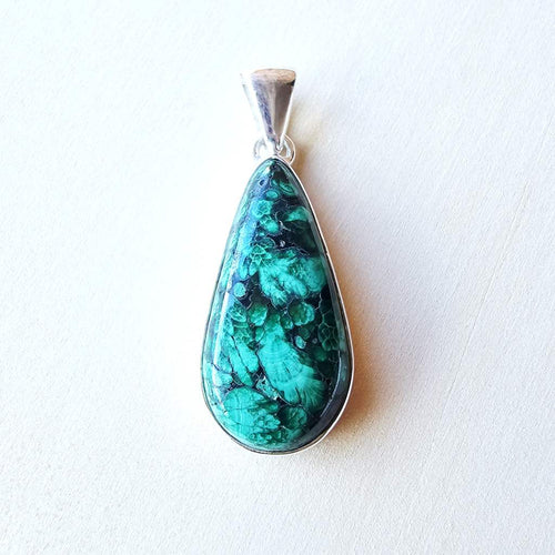 Malachite (velvet) Pendant | Love Extension