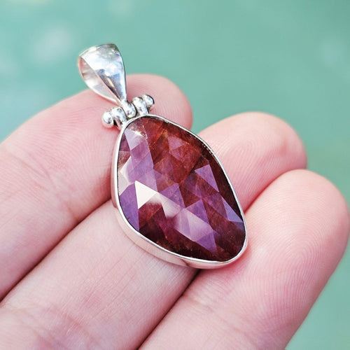 Multi Sapphire Faceted Pendant | Sacred Connection