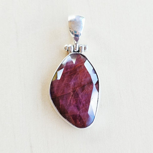 Multi Sapphire Faceted Pendant | Sacred Connection