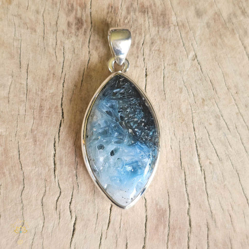 Nakauriite Pendant | Cosmic Waves