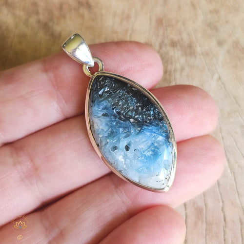 Nakauriite Pendant | Cosmic Waves