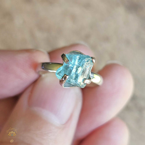 Neon Apatite Ring | Spiritual Light