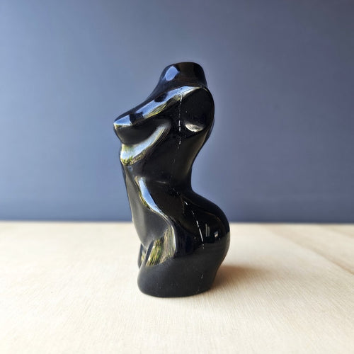 Obsidian Female Body | 510gms
