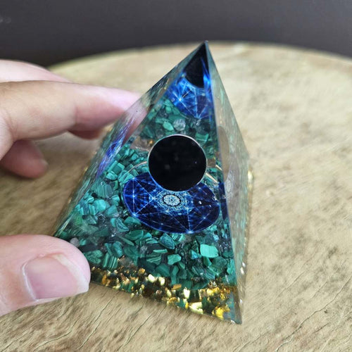 Obsidian & Malachite | Orgonite Pyramid