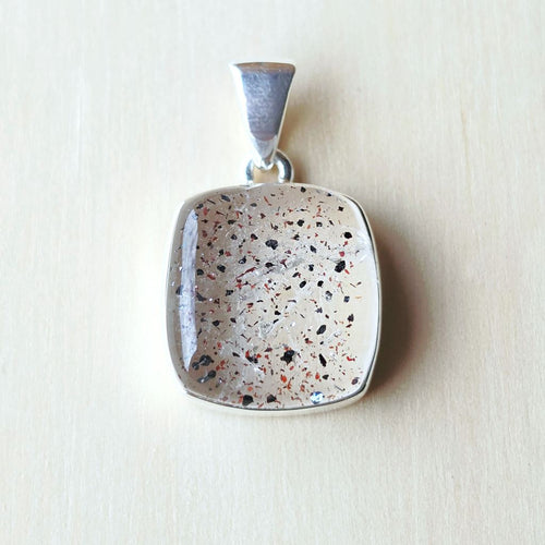 Orire Lucky Quartz Pendant | Activate What's Aligned For You