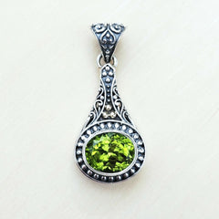 Peridot Faceted Pendant | Heart Resonance