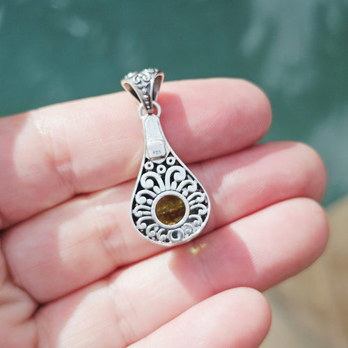 Peridot Faceted Pendant | Heart Resonance