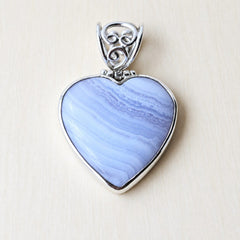 Blue Lace Agate Heart Pendant | Soothing Vibes