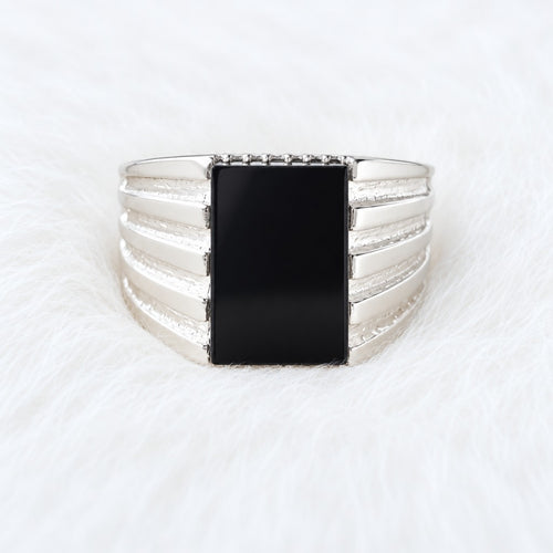 Men’s Black Onyx Signet Ring