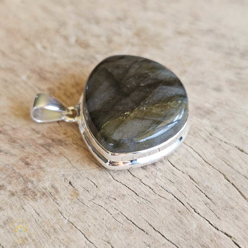 Purple Fire Labradorite Pendant | Inner Transformation