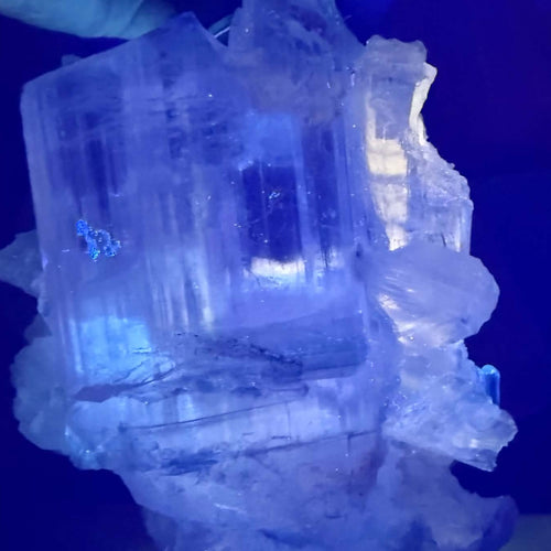 Qinglong Mine Fluorescent Selenite | Crystal Architecture