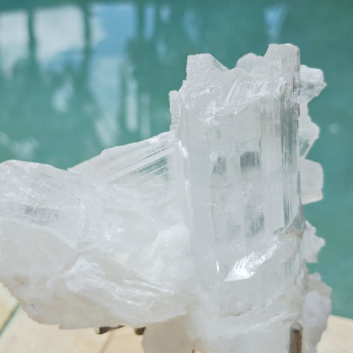 Qinglong Mine Fluorescent Selenite | Crystal Architecture