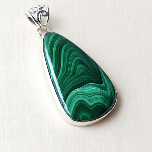 Malachite Pendant | Current Of The Heart