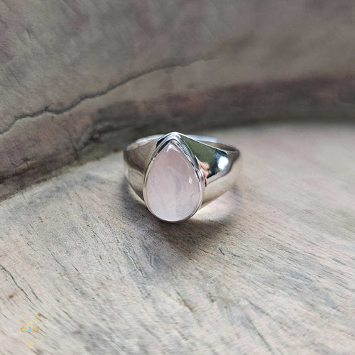 Rose Quartz Ring | Heart Blossom