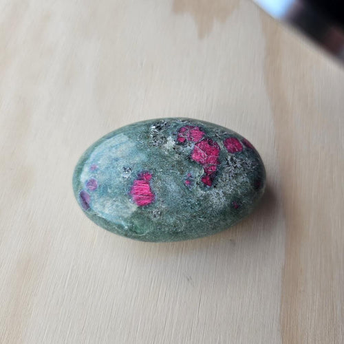 Ruby Fuchsite | Palm Stones 142gms