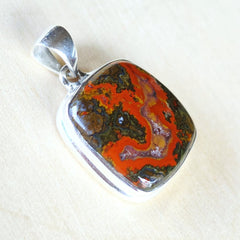 Seam Agate Pendant | Calming Presence