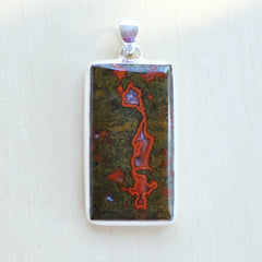 Seam Agate Pendant | Energy Stabilised