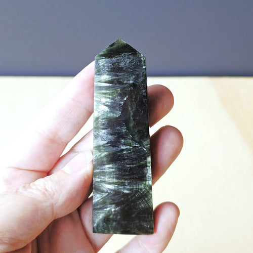 Seraphinite Obelisk | Celestial Light