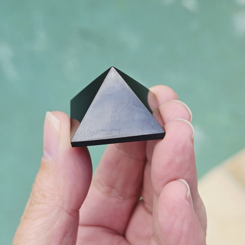 Shungite | Small Pyramid