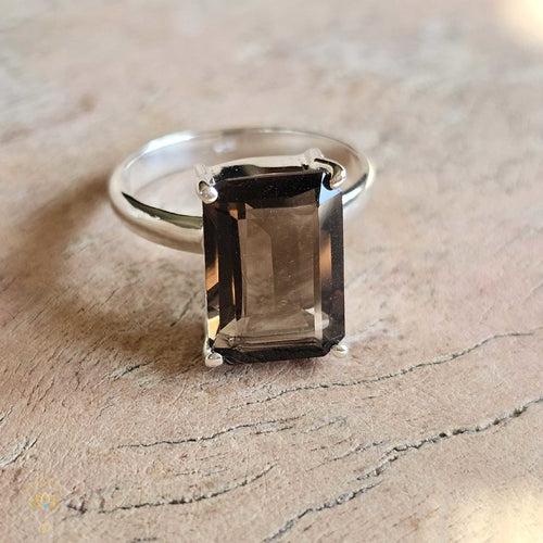 Smoky Quartz Ring | Queen Me