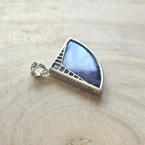 Sodalite Pendant | Tranquil Energy