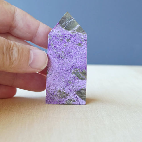 Stichtite & Serpentine Obelisk | 71gms